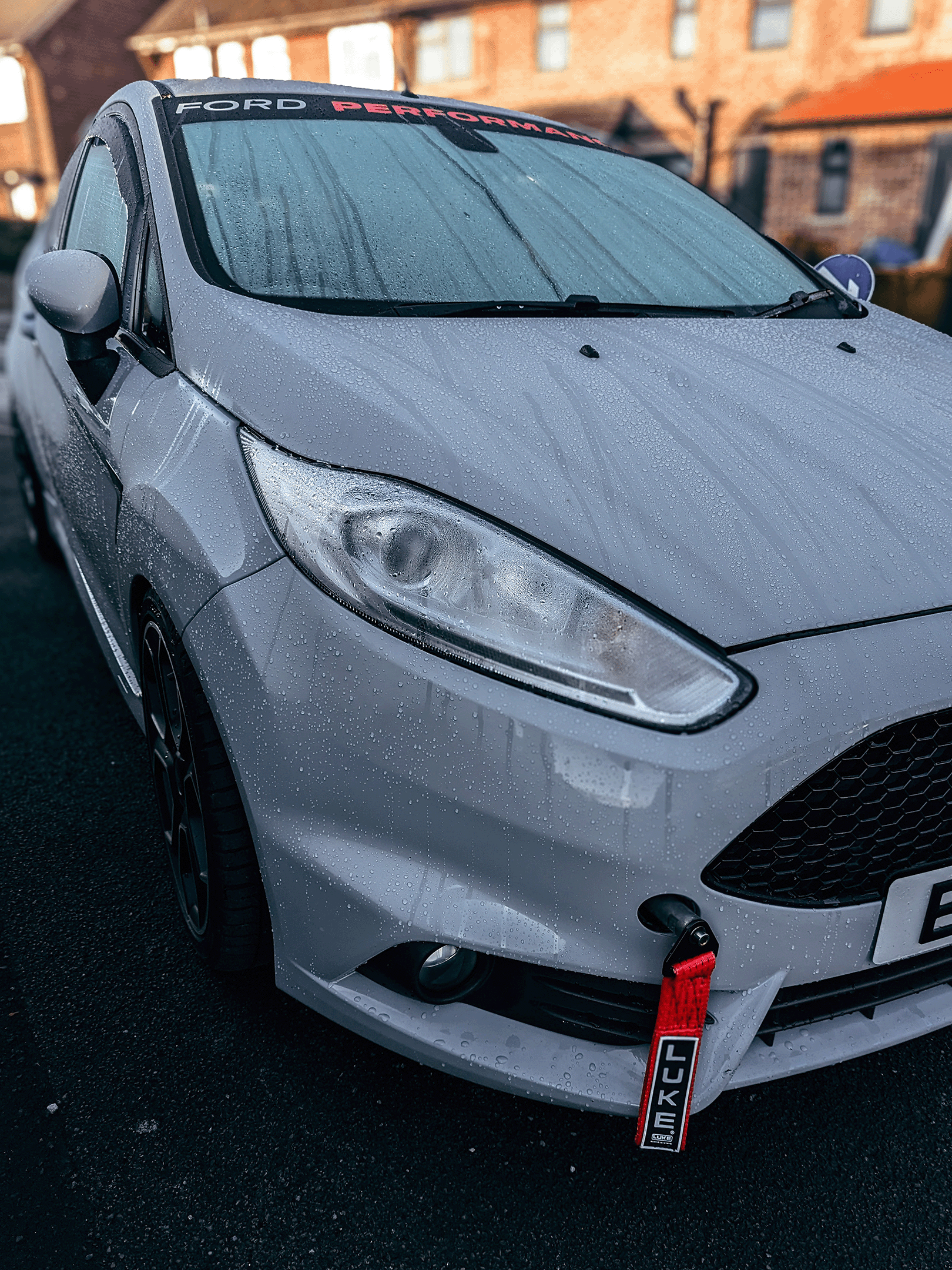 Fiesta ST200 looking clean